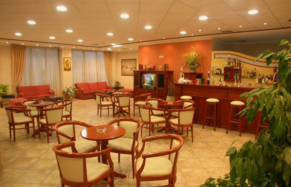 Hotel Alkionis Захаро Екстериор снимка