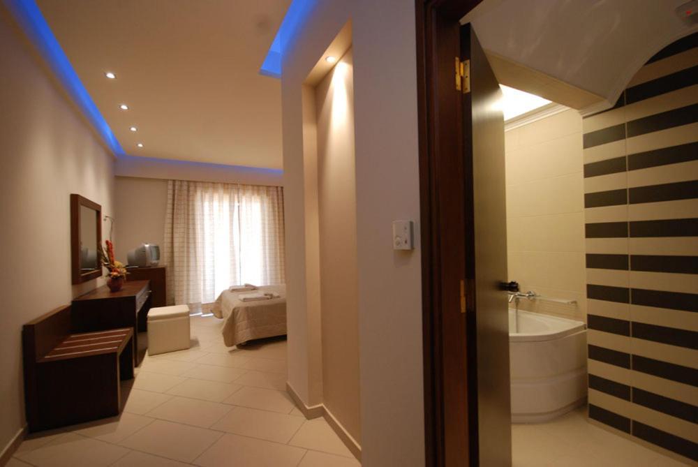 Hotel Alkionis Захаро Екстериор снимка