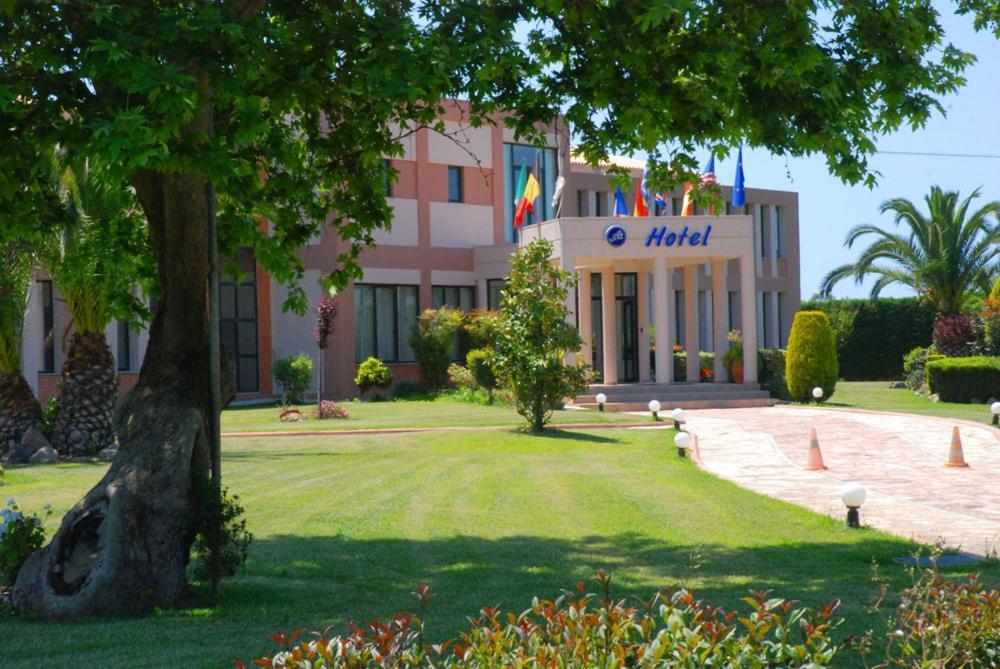 Hotel Alkionis Захаро Екстериор снимка